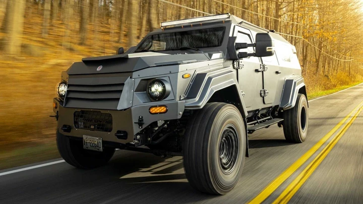 Terradyne Gurkha: il mezzo corazzato che ti puoi mettere in garage