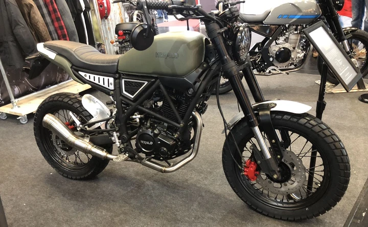 Herald: le concept bike Brat 125 e Brute 450