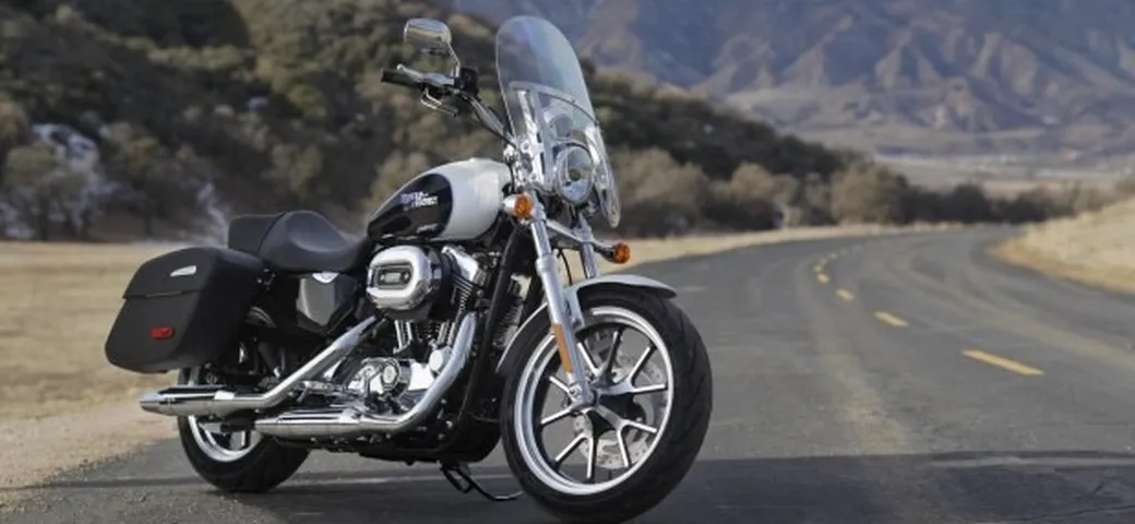 Harley-Davidson SuperLow 1200T 2014 [VIDEO]