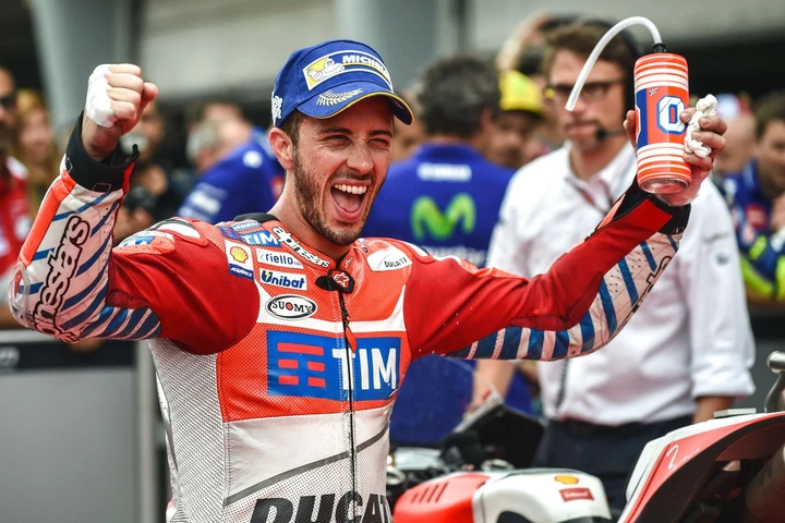MotoGP Malesia 2016: Dovizioso e Ducati in pole su Rossi e Lorenzo [Foto]