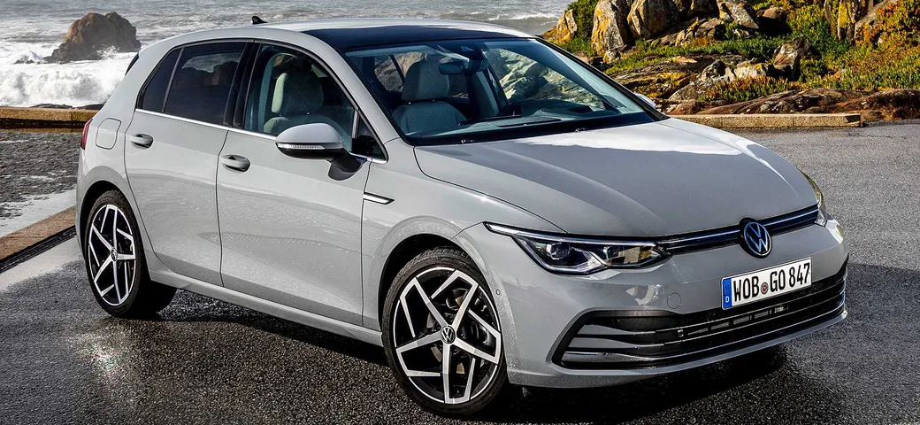 Volkswagen Golf: diventerà elettrica con batteria LFP