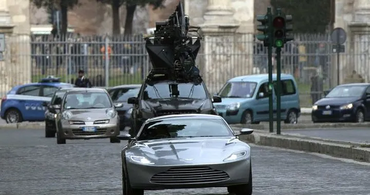 James Bond: in Spectre distrutte auto per 32,5 milioni [Video]