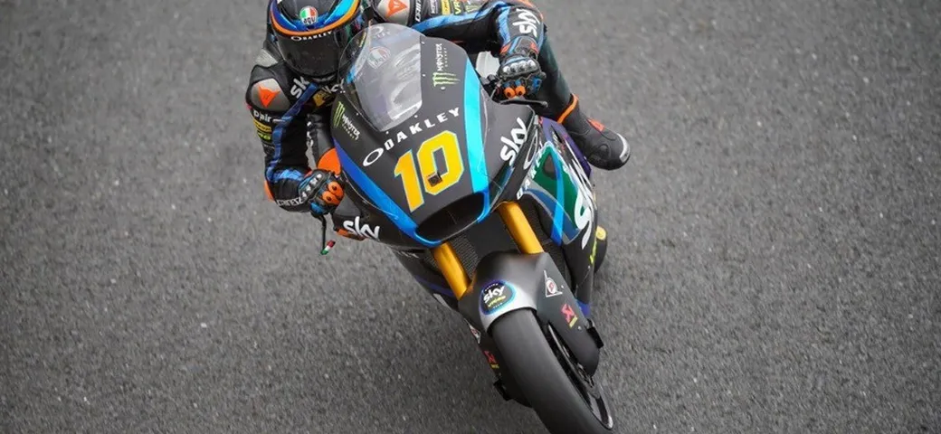 Moto2 Giappone, seconda vittoria di fila per Luca Marini