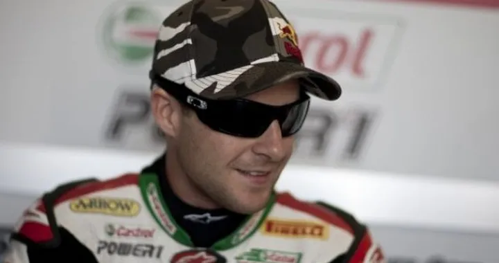 Gallery dei Box e del Paddock della SBK di Magny Cours