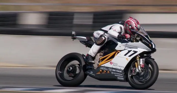 Mission Motors: Electric Superbike Ready to Race at Laguna Seca U.S.G.P.