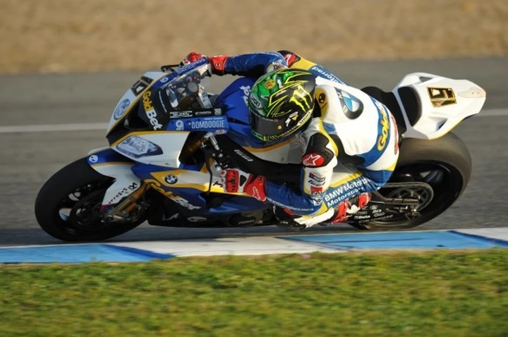 WSBK, BMW: test positivo per Davies a Jerez. Melandri: 