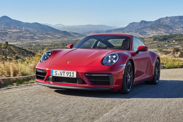 Porsche 911 Carrera GTS 2021: prezzo, caratteristiche, novità