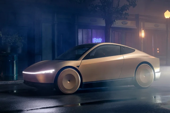 Tesla lancia i primi robotaxi ad Austin: il servizio costa 4,20 dollari a corsa