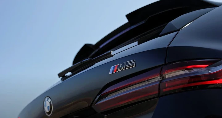 HAMMOND BMW M5