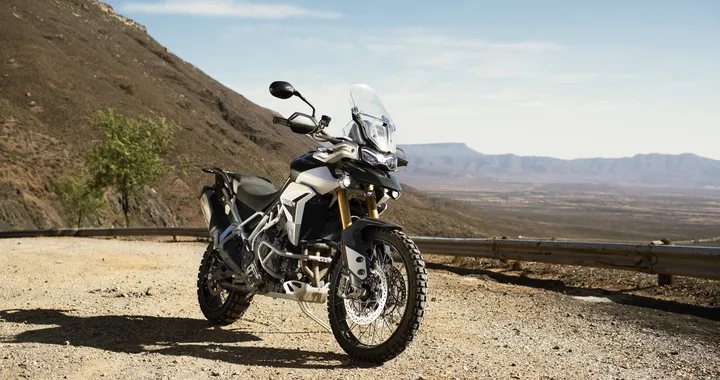 Triumph: svelata la nuova Tiger 900