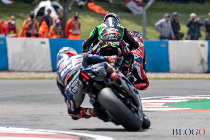 ingrandisci immagine