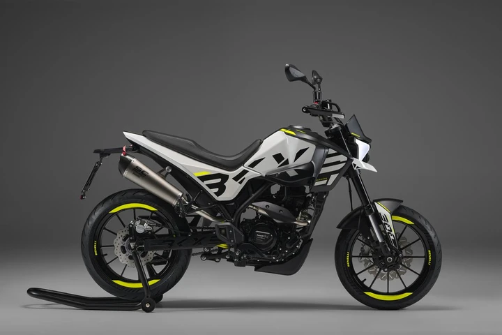 Benelli BKX 300 S 2024