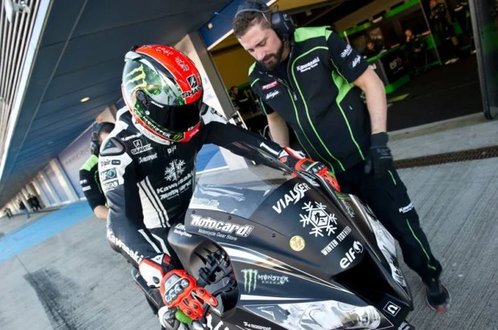 SBK test Jerez: Sykes e Rea promuovono la Kawasaki ZX-10R 2015