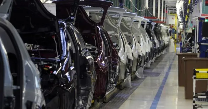Il Vescovo di Melfi scrive a Marchionne: Fermi la produzione di domenica
