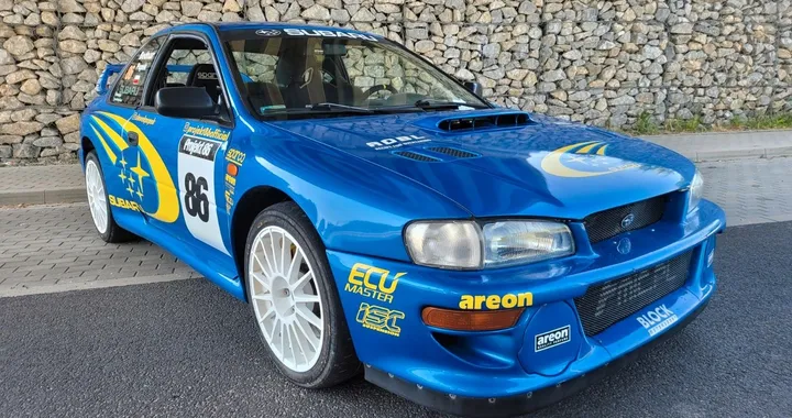 Subaru Impreza in stile WRC in vendita sul web