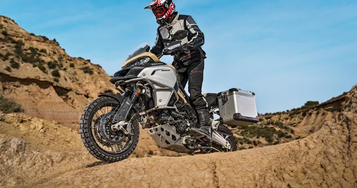 Ducati Multistrada 1200 Enduro Pro [Foto e Video]