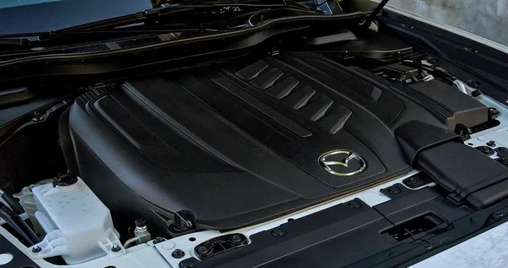 Mazda non abbandona il diesel, test con carburante HVO100 su CX-60 e CX-80