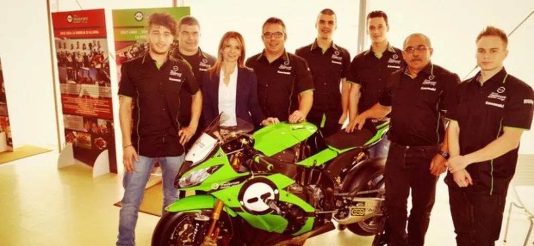 Superbike: le Kawasaki EVO del Team Pedercini a Luca Scassa ed Alessandro Andreozzi