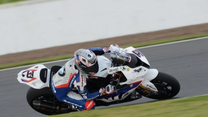 WSBK, Mosca: Melandri davanti a tutti nelle prime libere, Biaggi solo 17°