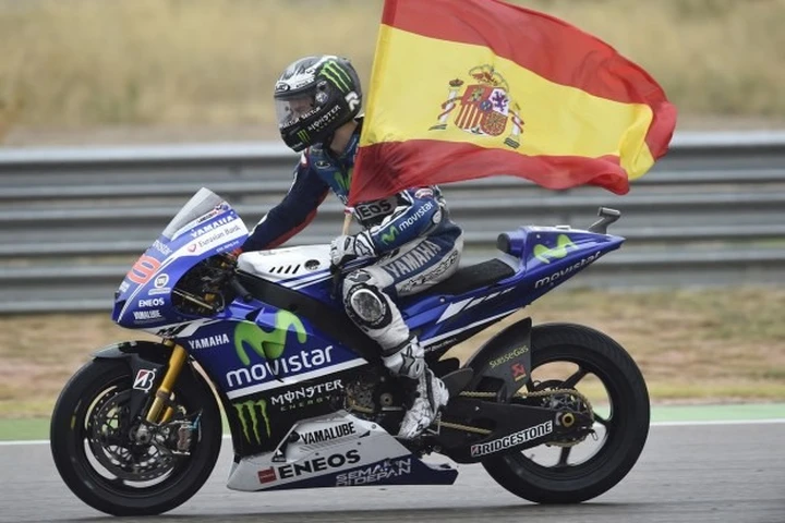 MotoGP Aragon 2014: vince Jorge Lorenzo su Aleix Espargarò e Cal Crutchlow; Marquez, Rossi, Dovi e Iannone a terra [FOTO]