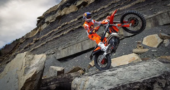 Nuova offensiva KTM: agevolazioni record per entrare nel mondo enduro
