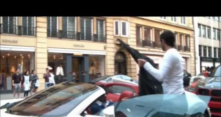 Bugatti Veyron Grand Sport: qualche problema di troppo nel montaggio della capote...