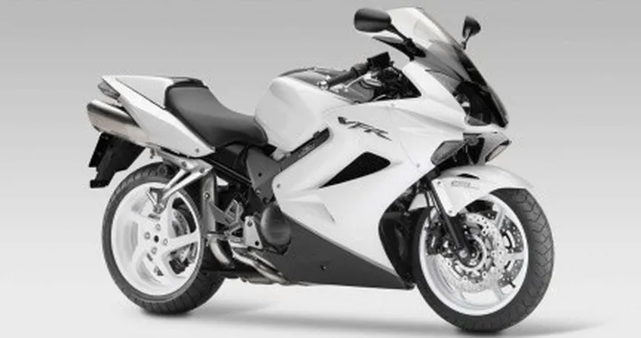 Intermot 2008: Honda VFR in bianco