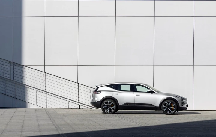 Polestar 3, ecco la chiave digitale direttamente su Apple Wallet