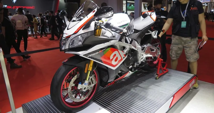 Gruppo Piaggio al Salone di Shanghai 2017 Live
