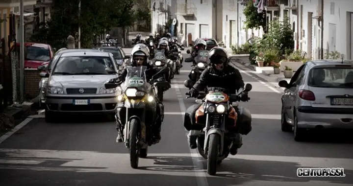 Centopassi 2015: rally motociclistico per eccellenza