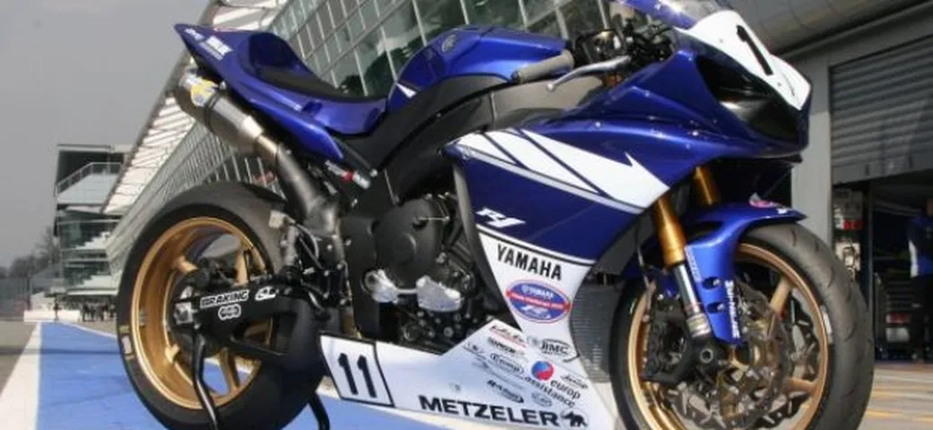 Yamaha R Series Cup 2010 al via a Vallelunga