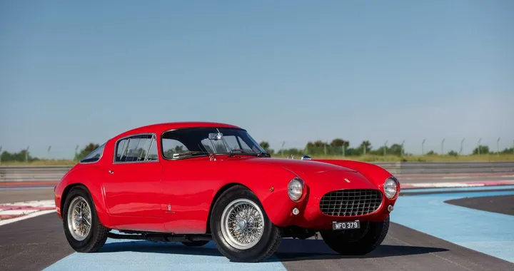 Guikas Collection: all'asta 75 rarissime supercar