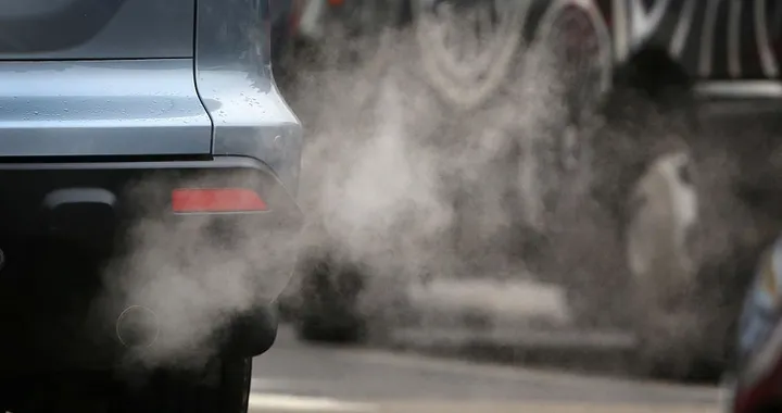 Coronavirus e stop alle auto, l'inquinamento aumenta o diminuisce?