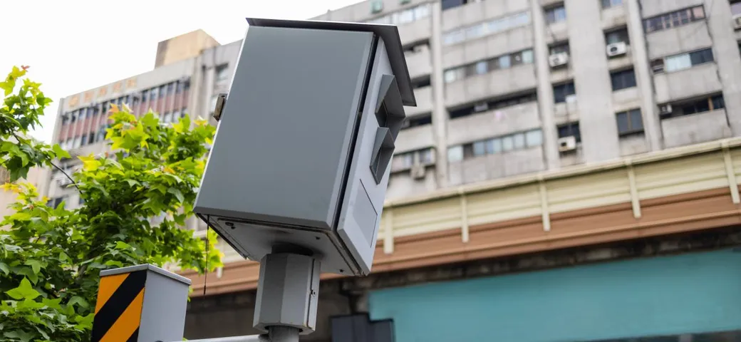 Autovelox impazzito rileva sempre la solita velocità, pioggia di multe