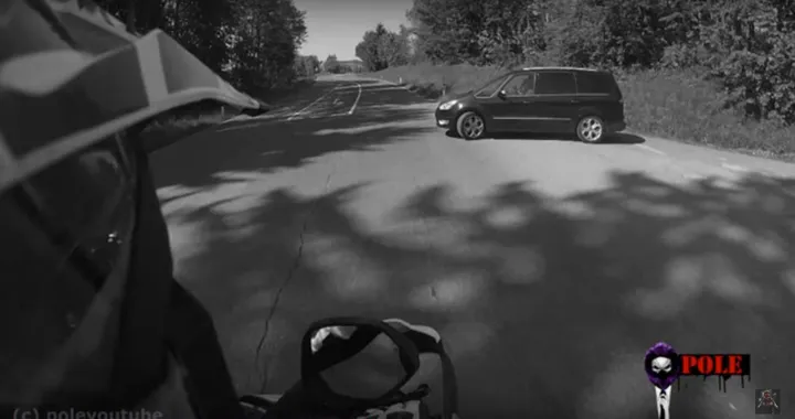 Incidente in moto sfiorato per un soffio [Video]