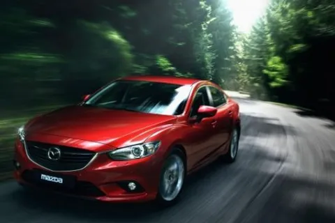 Nuova Mazda 6 2013: foto e dati tecnici ufficiali