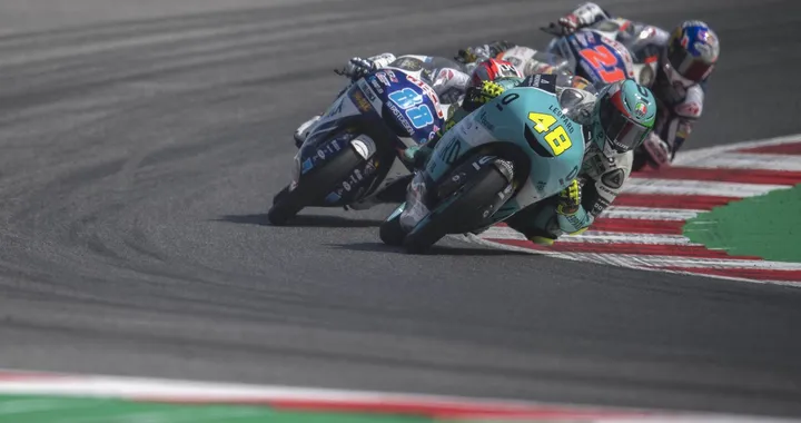 Moto3, griglia di partenza “mitragliata” dalla direzione gara: 13 piloti penalizzati