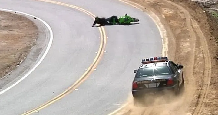 SUV Driver Crashes Into Multiple Motorcycles,