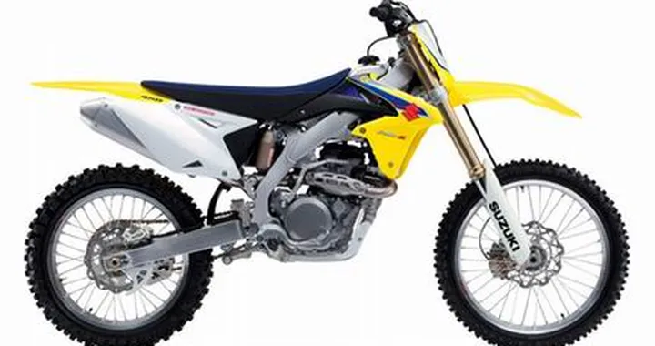 Signori del tassello: le Suzuki RM-Z 450 e 250 2009