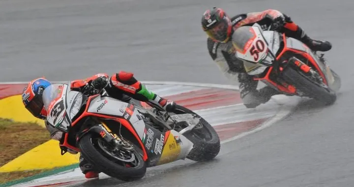 SBK Portimao 2014, Melandri: "Davvero un peccato"; Guintoli: "Mi dispiace"