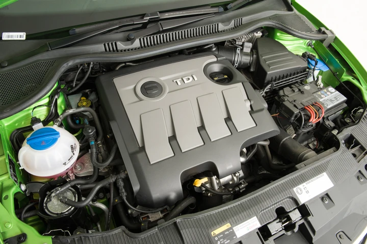 Quali sono i motori Volkswagen a utilizzare la cinghia a bagno d'olio