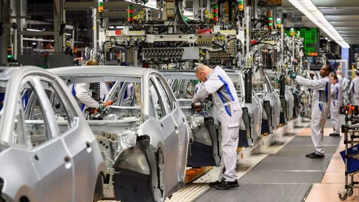 Accordo storico sui dazi tra USA e UE: sulle auto tariffa massima al 15%