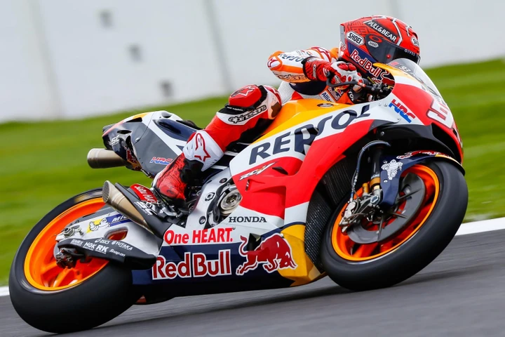 MotoGP Silverstone 2017: Marc Marquez, una Pole da Record [Foto]
