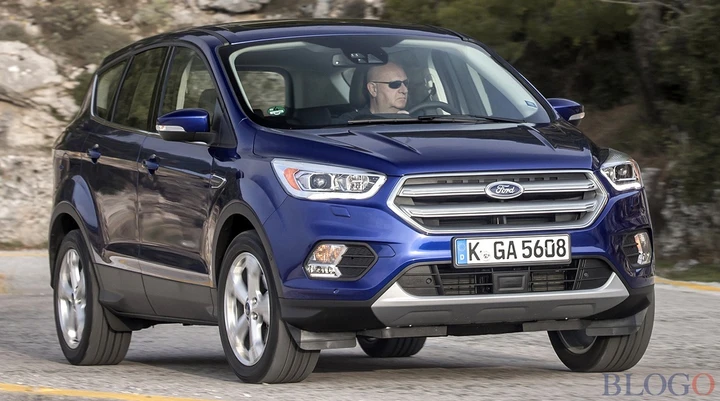 Ford Kuga 2017: foto, prezzo e la scheda tecnica