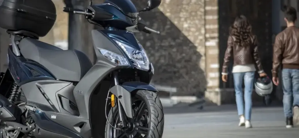 Scooter 125: i migliori modelli economici a ruota alta