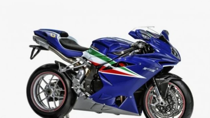 MV Agusta festeggia il 50° Anniversario della Pattuglia Acrobatica Nazionale con la F4 Frecce Trecolori