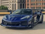 Chevrolet Corvette ZR1 2025: la supercar da 1.064 CV che fa discutere per il prezzo