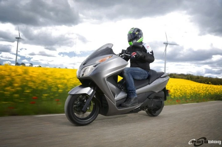 Honda Forza 300: il test di Motoblog