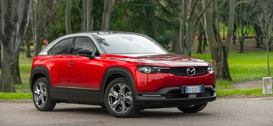 Mazda MX-30: consigli di guida e utilizzo dell’auto elettrica