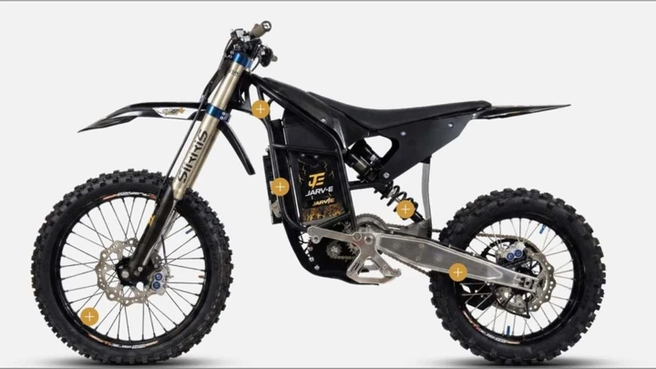 JARV-E: Graham Jarvis rivoluziona il hard enduro elettrico